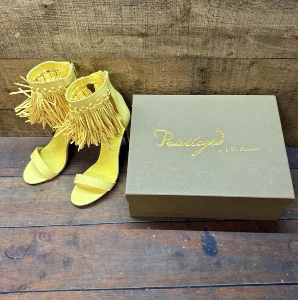 Privileged Eila Size 8 Yellow Fringe High Heel Sandals